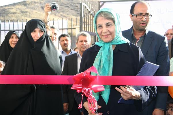 افتتاح کتابخانه حامی کامیاب اقایی  تبریز، روستای التین کش ، طارم سفلی استان قزوین