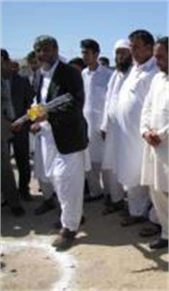 کلنگ مدرسه 12کلاسه مراد آباد چابهار زده شد