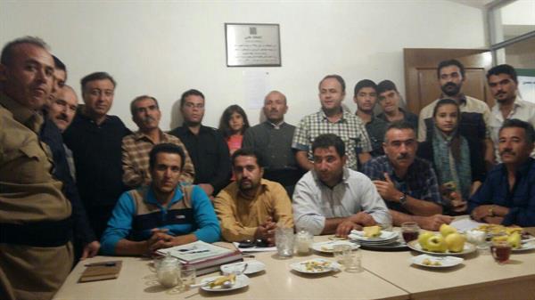 هم اندیشی  کتابدار ان حامی غرب کشور