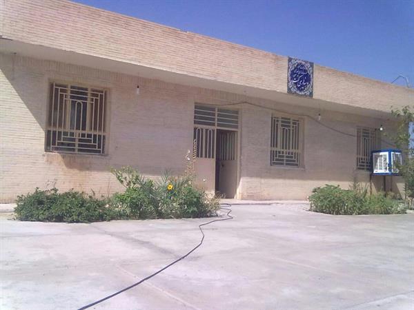 زنده باد  جوانان کنت!هنوز مُهر افتتاح کتابخانه روستای کنت خشک نشده ،فعالیت شروع شد.