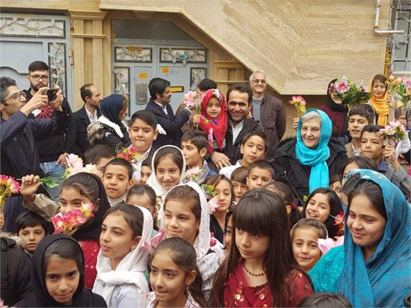 گفتگوی روابط عمومی انجمن حامی با آقای «چالاک کورده»، مدیر روابط عمومی گروه توسعه و‌ترویج فرهنگ کتابخوانی مکریان مهاباد