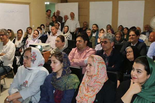 دیدار با حامیان