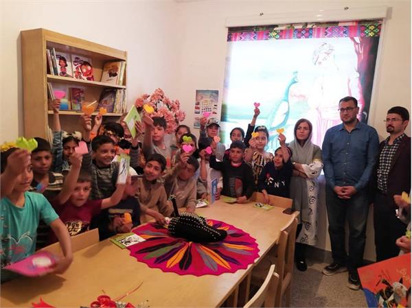 گشایش کتابخانه‌ی آرمان 6